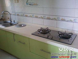 實木地板與高品質(zhì)廚衛(wèi)具 打造舒適與格調(diào)并存的家